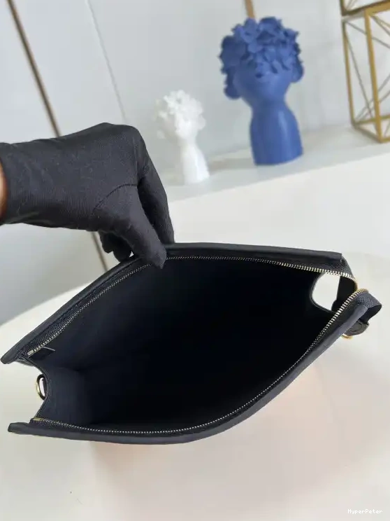 POUCH ON CHAIN VUITTON TOILETRY LOUIS 0616